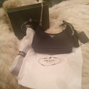 Prada Re-Edition 2005 Women's Handbag